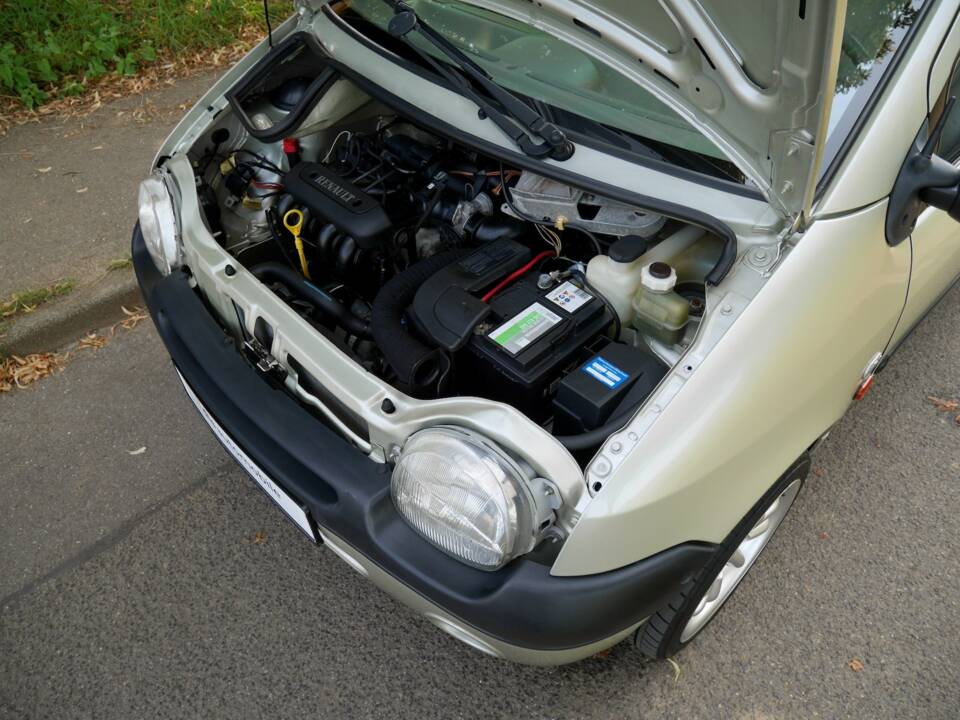 Bild 20/24 von Renault Twingo 1.2 (2000)