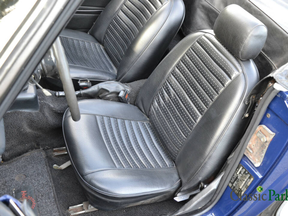 Image 27/50 of Triumph TR 6 (1975)