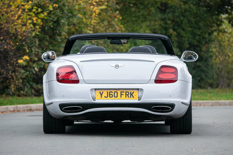 Image 6/29 of Bentley Continental GTC (2010)