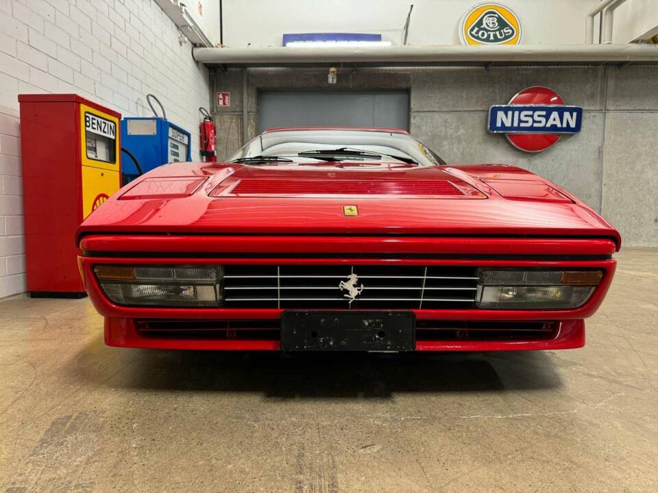 Immagine 3/19 di Ferrari 328 GTB (1988)