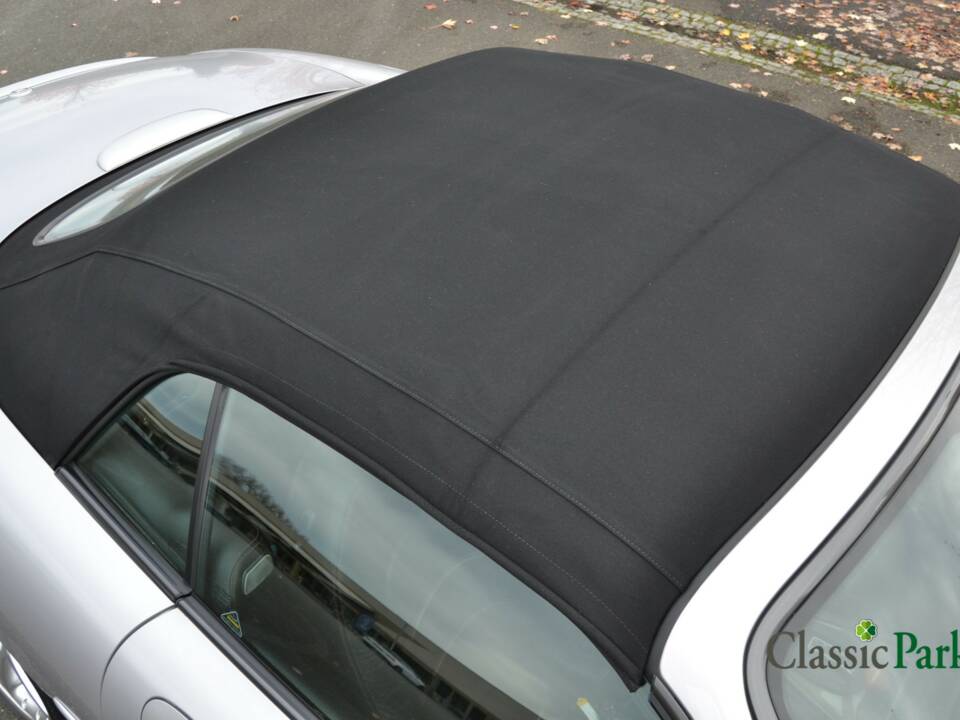 Image 9/50 of Jaguar XKR &quot;Silverstone&quot; (2000)