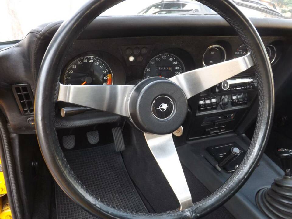 Bild 22/50 von Opel GT 1900 (1973)