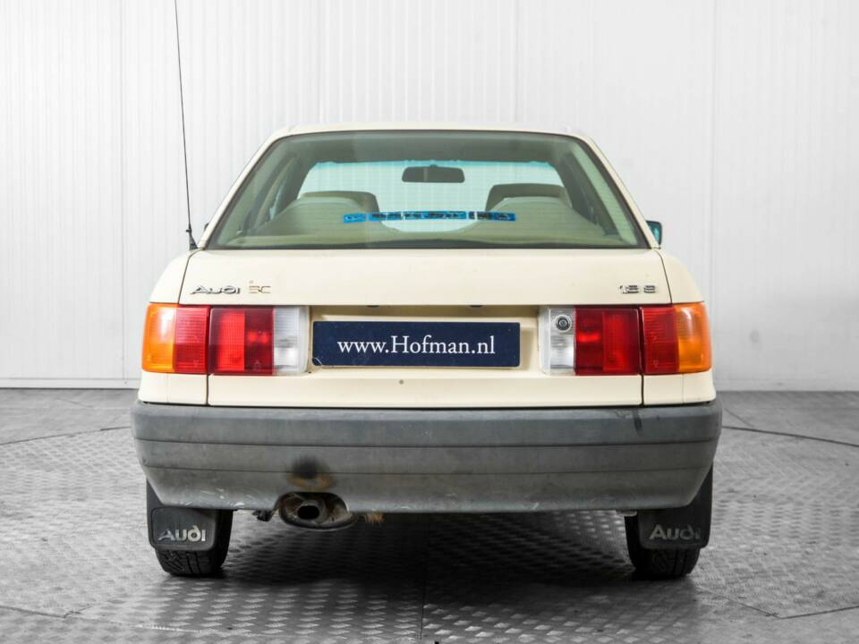 Immagine 13/50 di Audi 80 quattro  -  1.8S (1987)