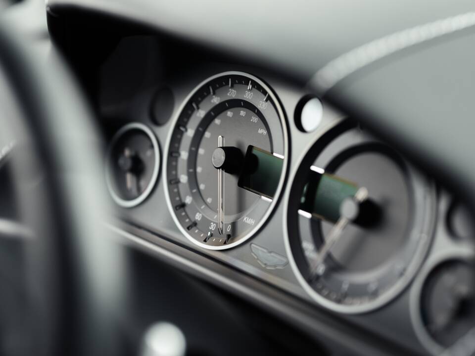 Immagine 25/31 di Aston Martin Rapide S (2014)