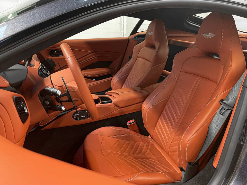 Bild 15/25 von Aston Martin V12 Vantage (2022)