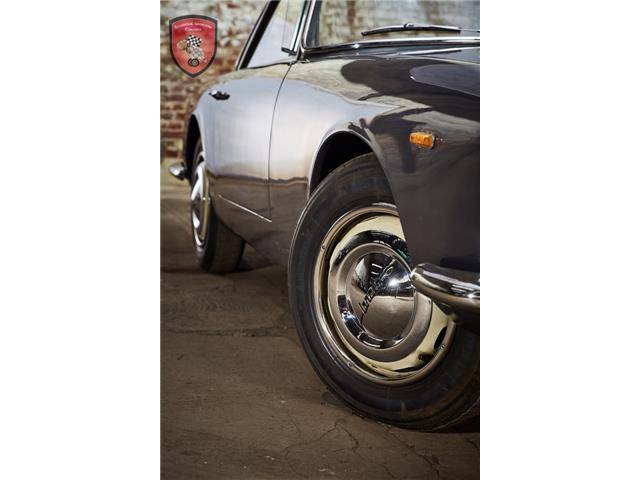 Image 9/15 de Lancia Flaminia GT 2.5 3C Touring (1962)