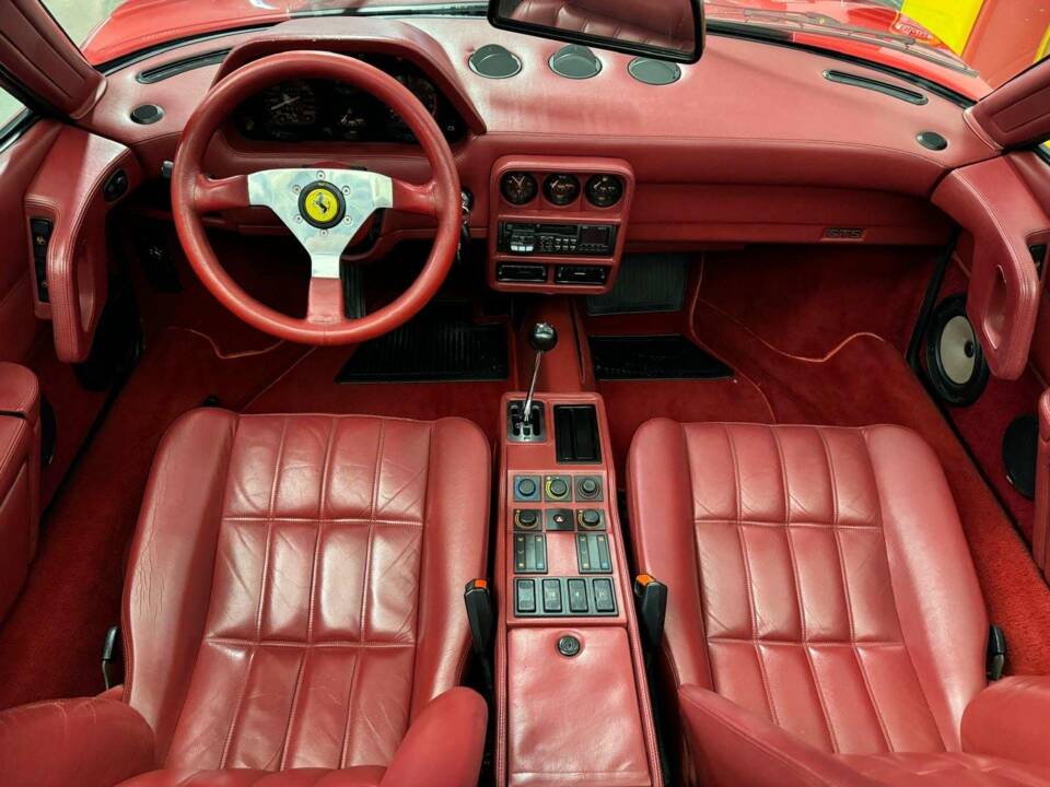 Immagine 12/19 di Ferrari 328 GTB (1988)