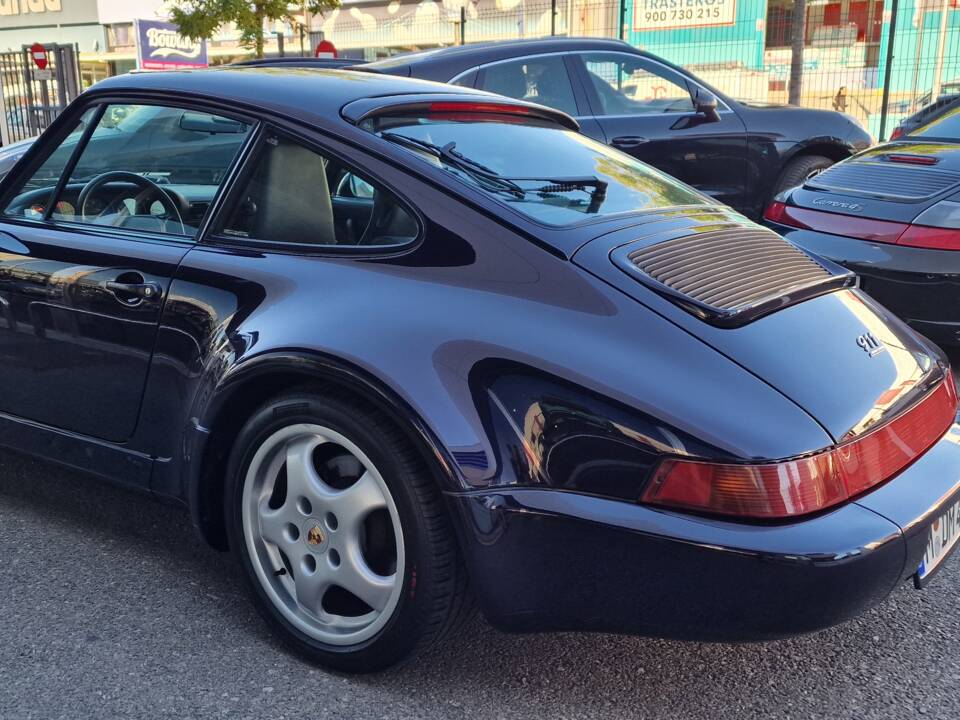 Imagen 12/17 de Porsche 911 Carrera 4 &quot;30 Jahre 911&quot; (1993)