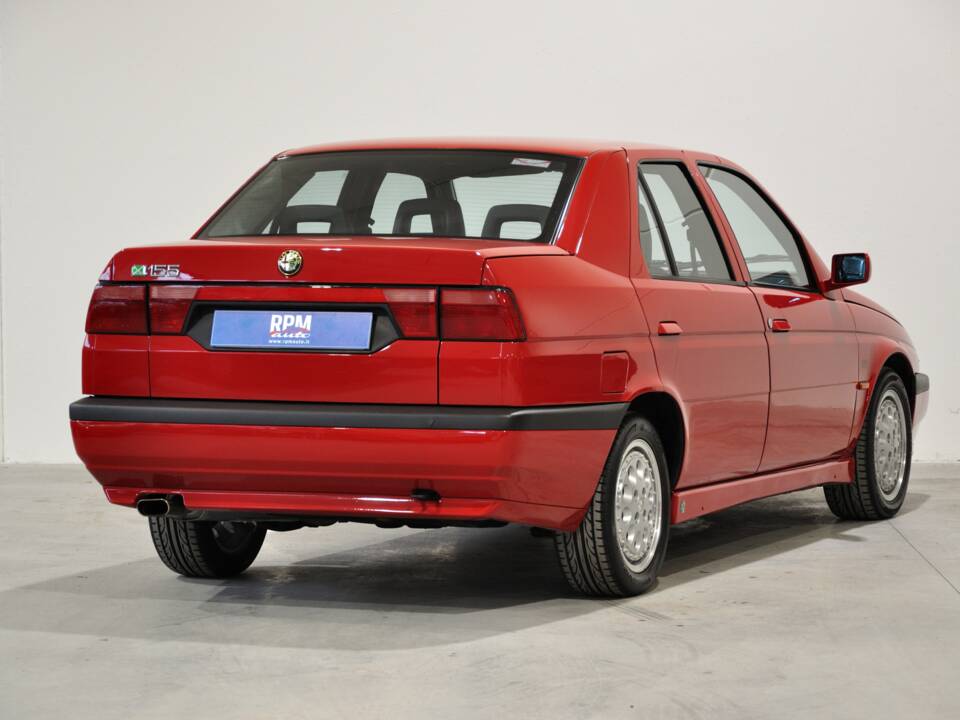 Imagen 5/30 de Alfa Romeo 155  2.0 Q4 4x4 (1992)
