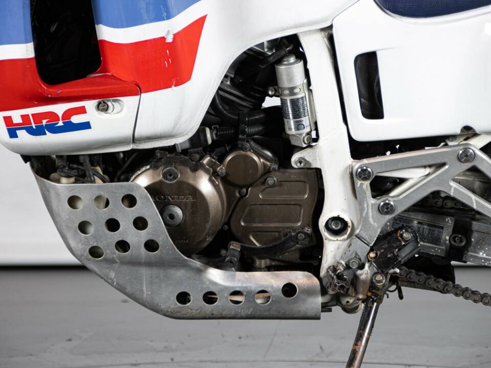 Bild 19/50 von Honda DUMMY (1989)
