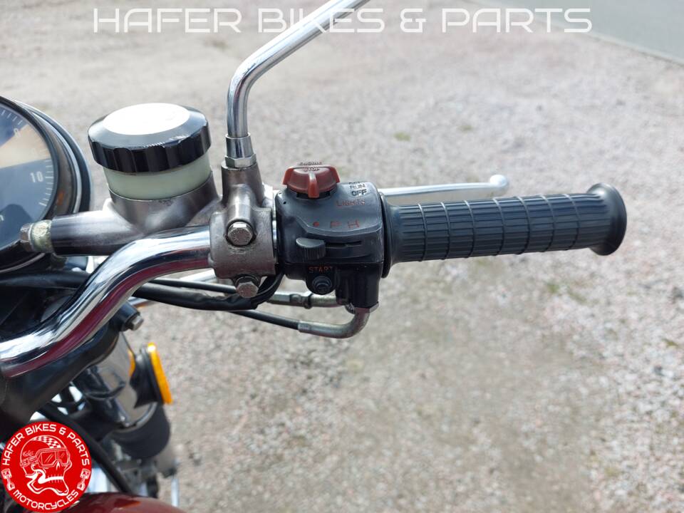 Image 21/45 of Honda CB 750 Four (1976)