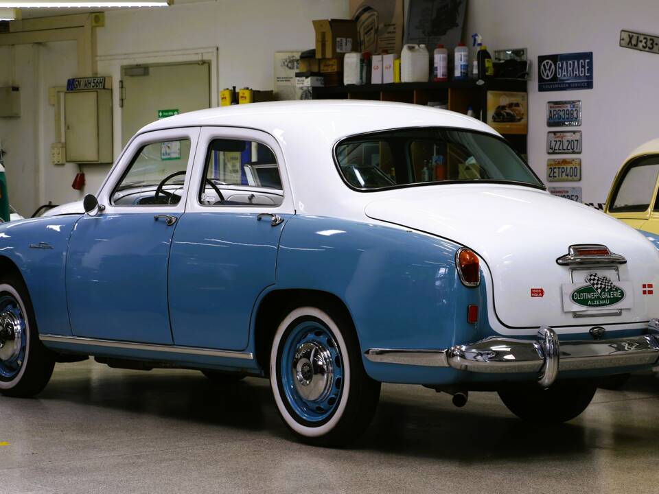 Image 6/27 of Alfa Romeo 1900 TI Super Berlina (1955)