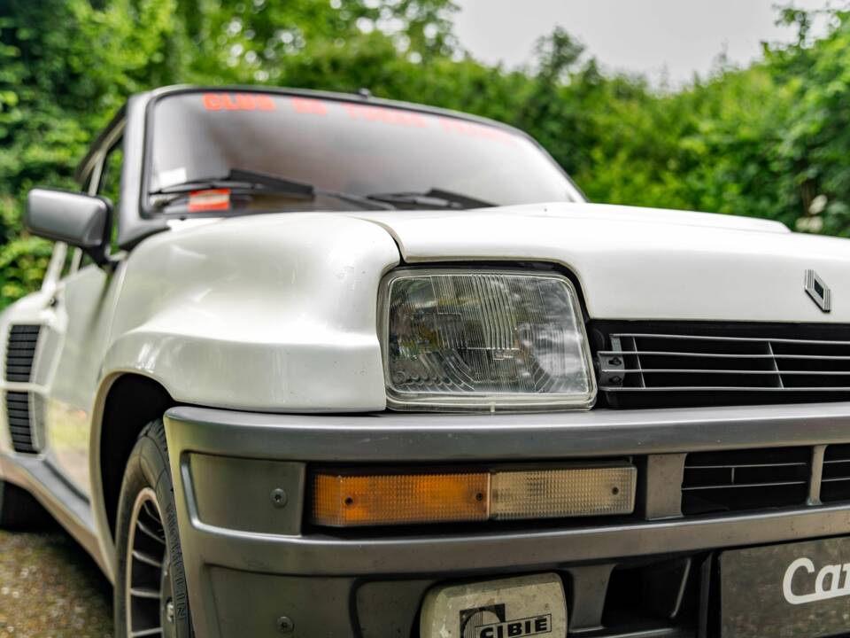 Image 15/49 of Renault R 5 Turbo 2 (1984)