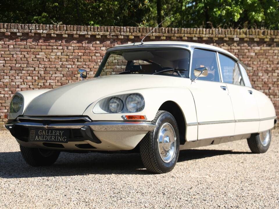 Imagen 25/50 de Citroën DS 20 Pallas (1971)