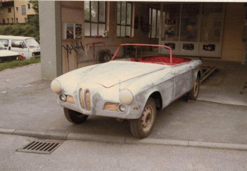 Immagine 53/58 di BMW 503 (1959)