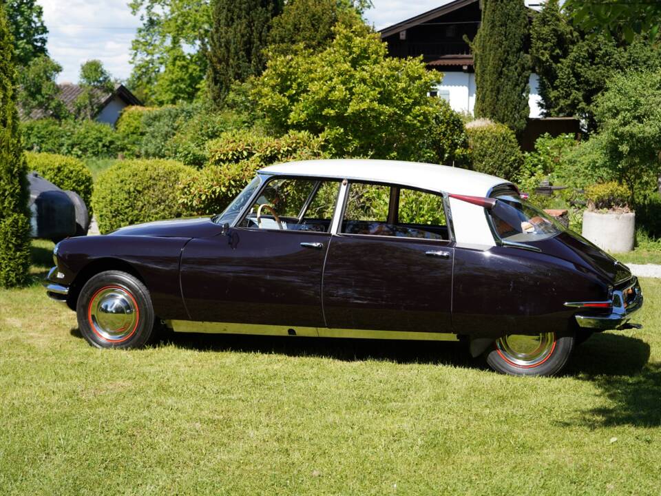 Bild 9/12 von Citroën DS 19 (1957)