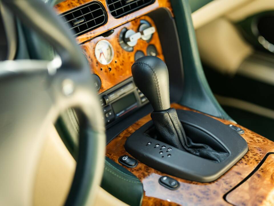 Bild 14/42 von Aston Martin DB 7 GTA (2003)