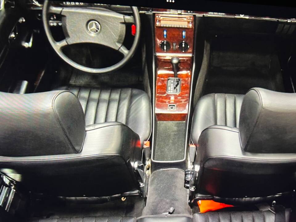 Image 17/22 de Mercedes-Benz 300 SL (1986)