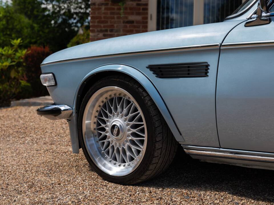 Immagine 9/50 di BMW 3.0 CSi (1977)