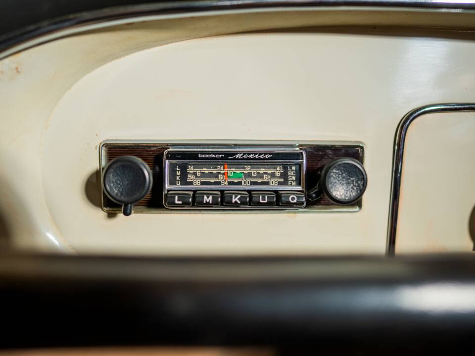 Bild 51/99 von Maserati 3500 GT Touring (1959)