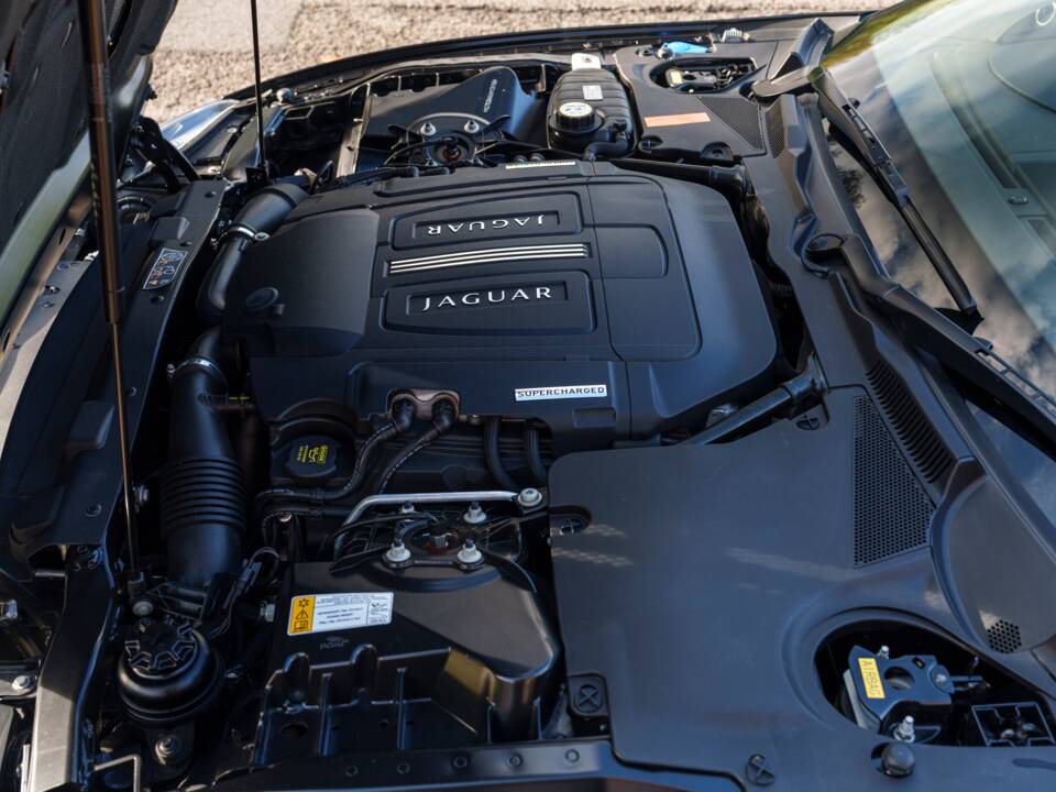 Image 29/30 de Jaguar XKR (2009)