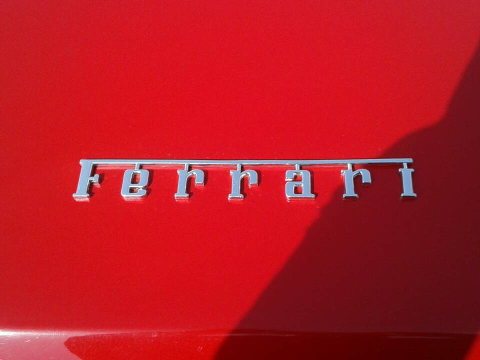 Image 57/73 de Ferrari Mondial Quattrovalvole (1984)