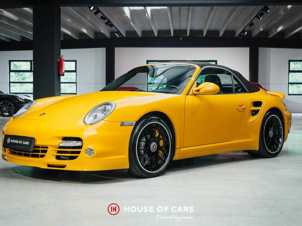Immagine 2/24 di Porsche 911 Turbo S (2011)