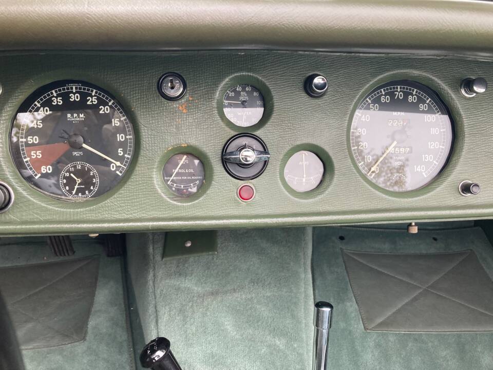 Immagine 25/30 di Jaguar XK 120 OTS (1950)
