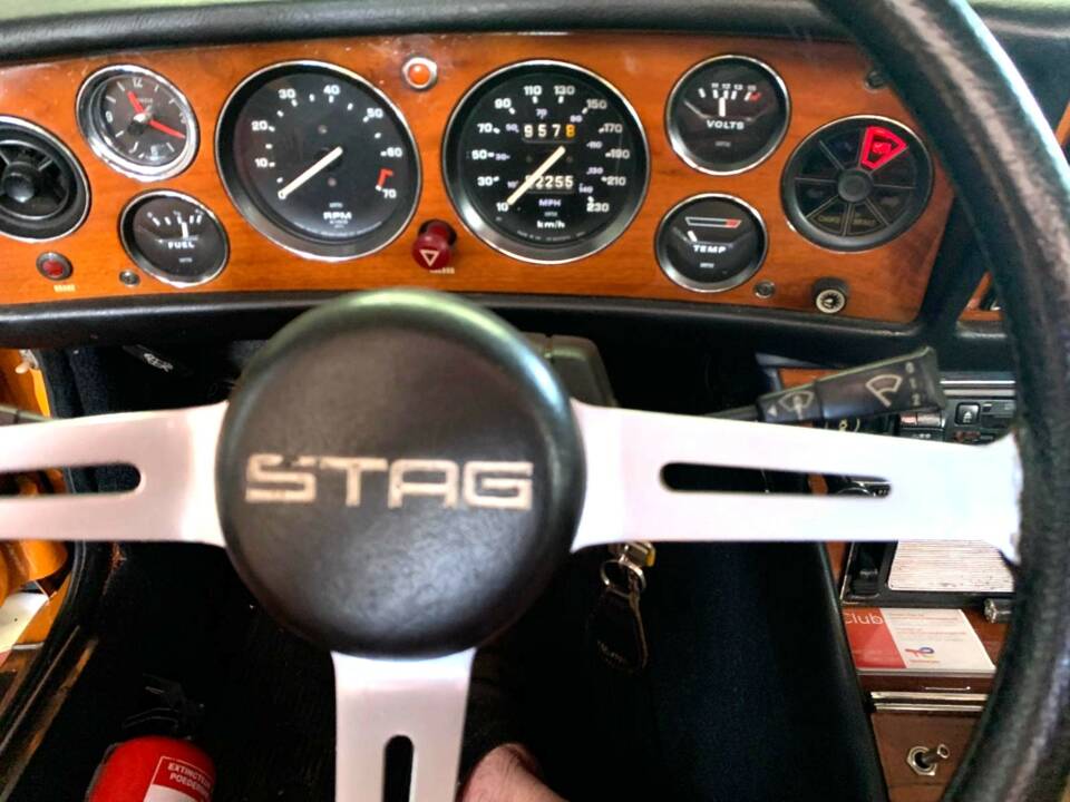 Image 6/11 de Triumph Stag (1975)