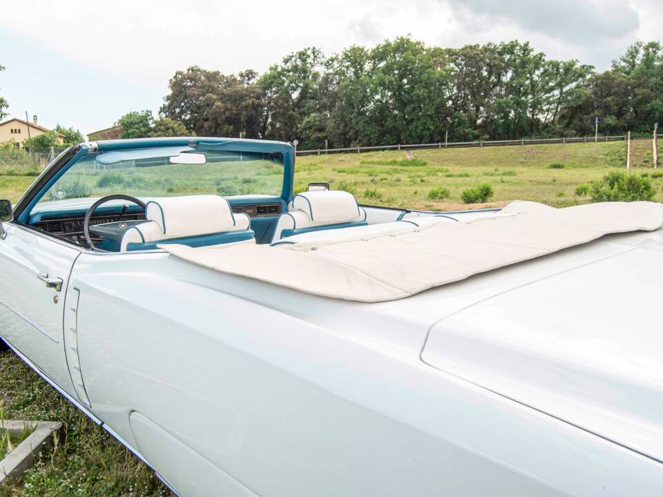 Afbeelding 4/19 van Cadillac Fleetwood Eldorado Convertible (1972)