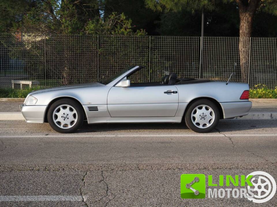Imagen 2/10 de Mercedes-Benz 300 SL-24 (1993)