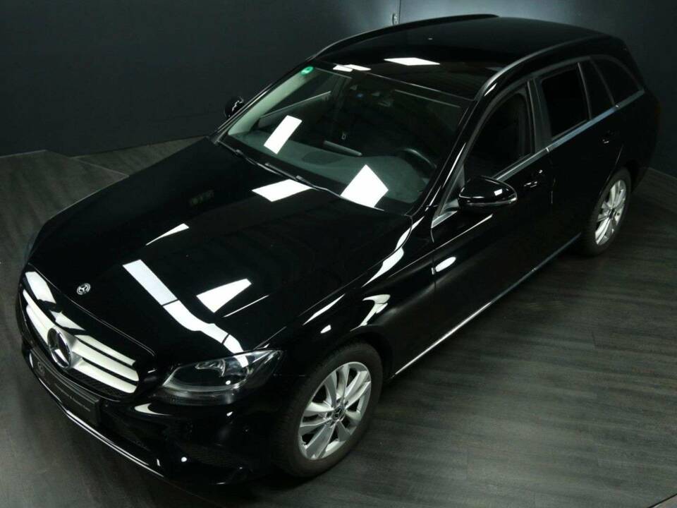 Bild 45/49 von Mercedes-Benz C 220 d 4MATIC (2021)
