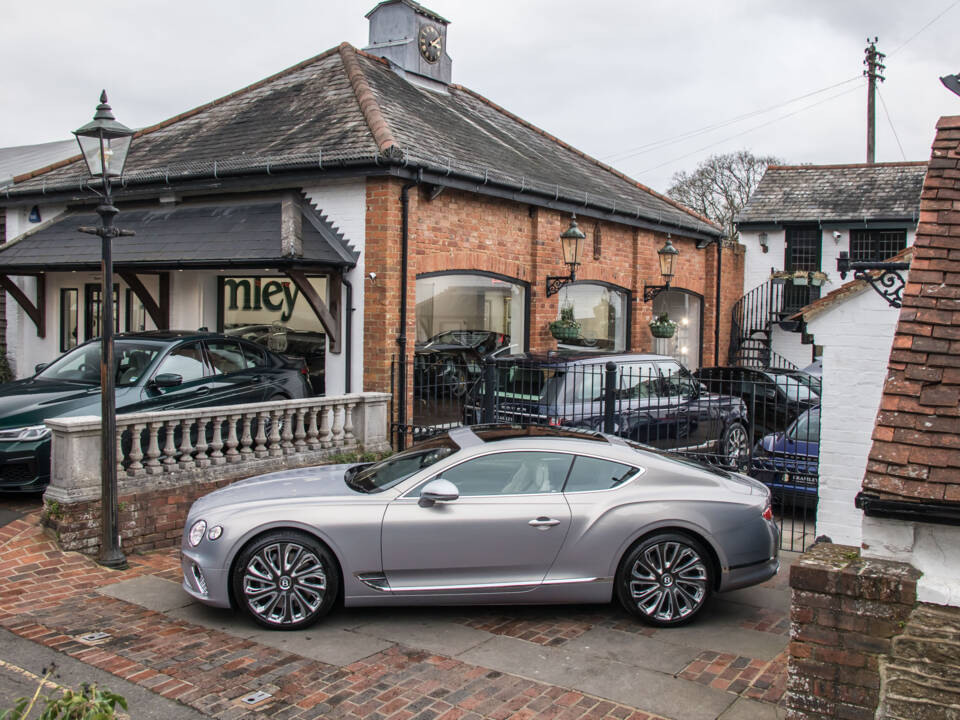 Imagen 9/24 de Bentley Continental GT V8 (2022)