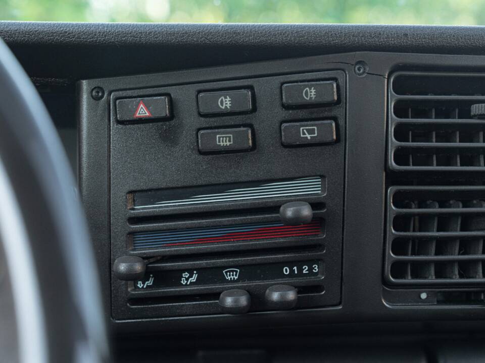 Bild 34/50 von Autobianchi Y10 4WD (1987)