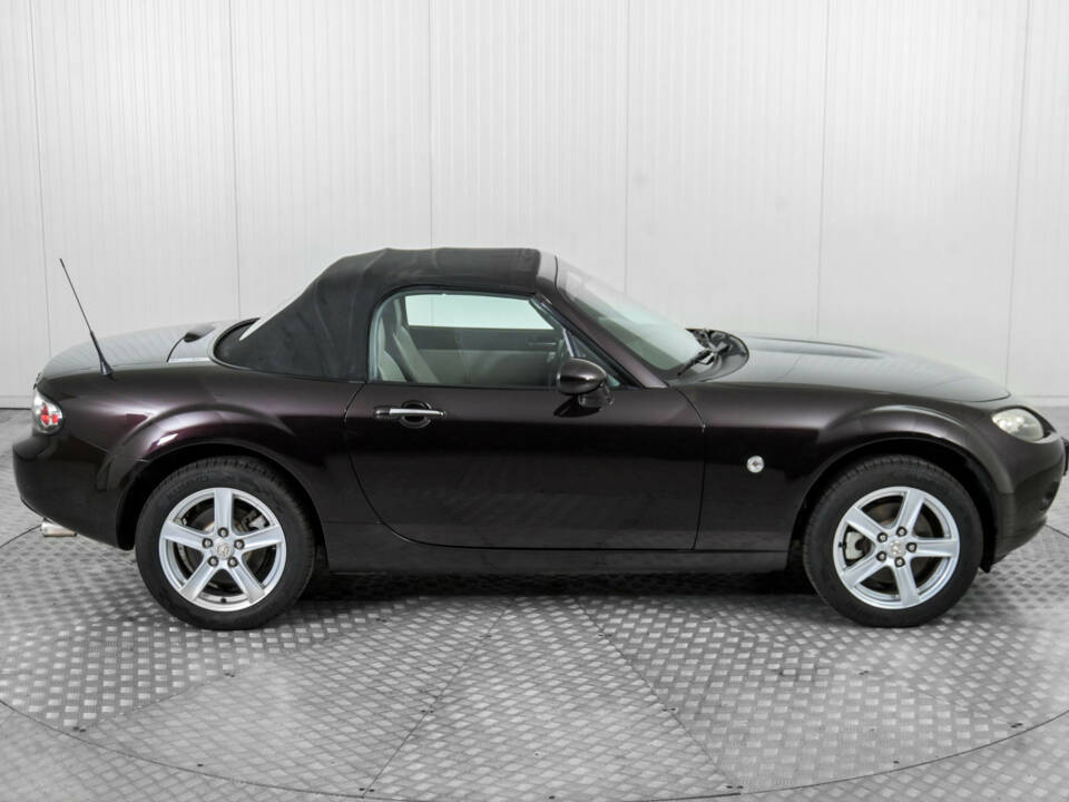 Imagen 47/50 de Mazda MX-5 1.8 (2007)