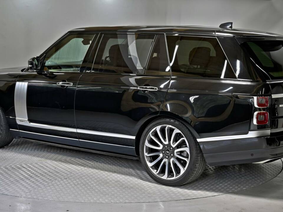 Bild 10/50 von Land Rover Range Rover Autobiography SDV8 (2018)