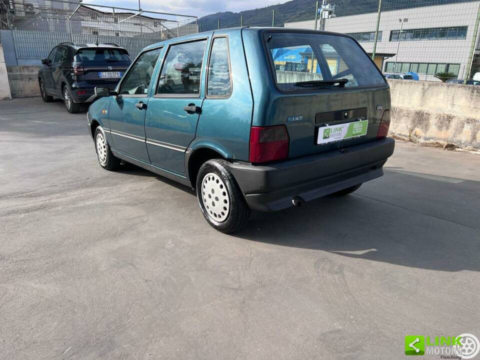 Bild 6/10 von FIAT Uno 1.0 Fire (1993)