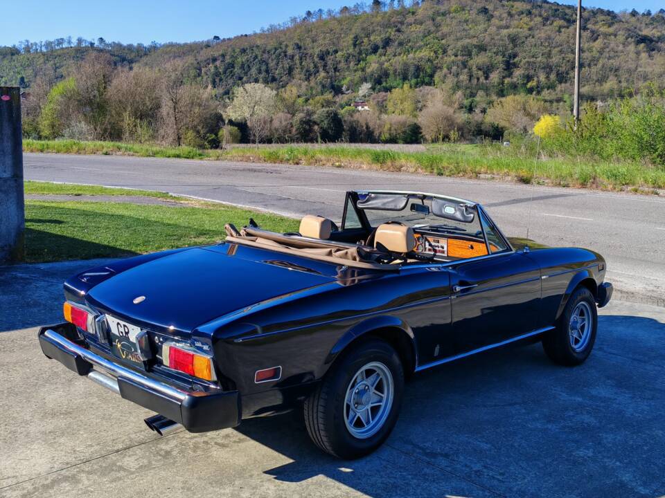 Image 5/42 of FIAT 124 Spider CS1 (1975)