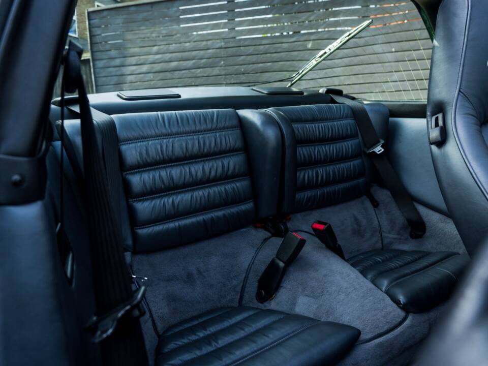 Bild 35/58 von Porsche 911 Carrera 3.2 (WTL) (1988)