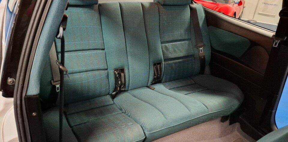 Image 38/49 of Lancia DELTA HPE 2.0 16V TURBO 3 (1997)
