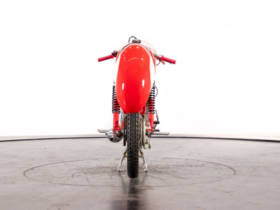 Imagen 5/17 de Benelli Leoncino Bassotto (1954)