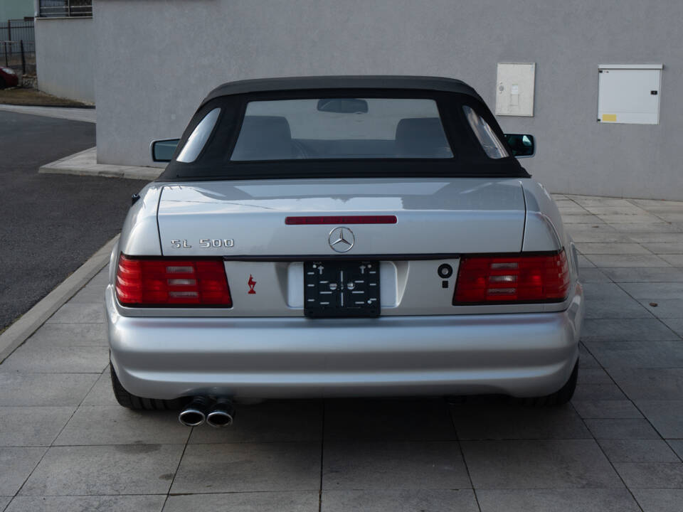 Bild 15/75 von Mercedes-Benz SL 500 (1997)