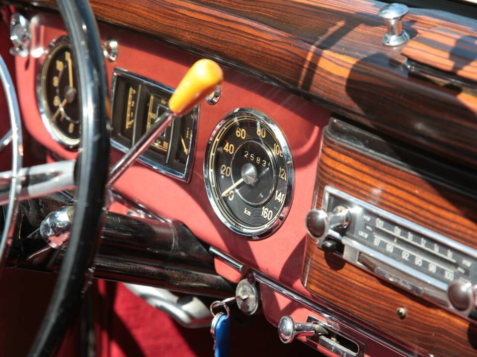 Image 5/22 of Mercedes-Benz 220 Cabriolet A (1954)