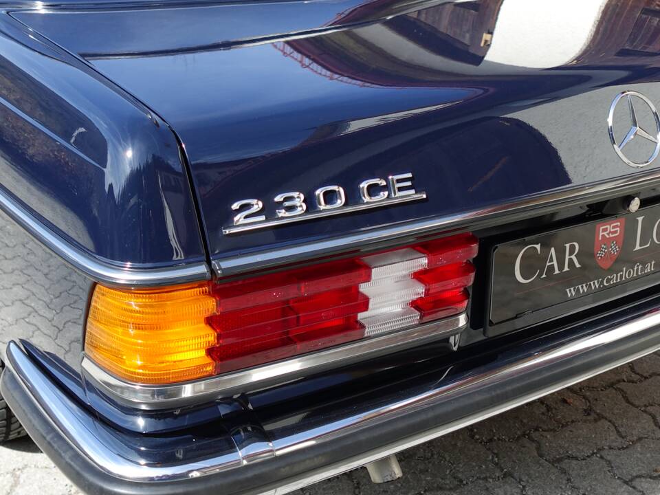 Bild 24/57 von Mercedes-Benz 230 CE (1980)