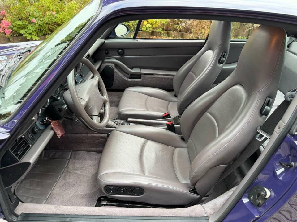 Bild 13/28 von Porsche 911 Carrera (1994)