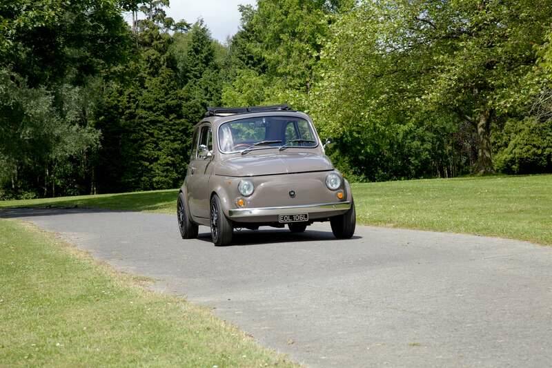 Image 9/33 of FIAT 500 L (1972)