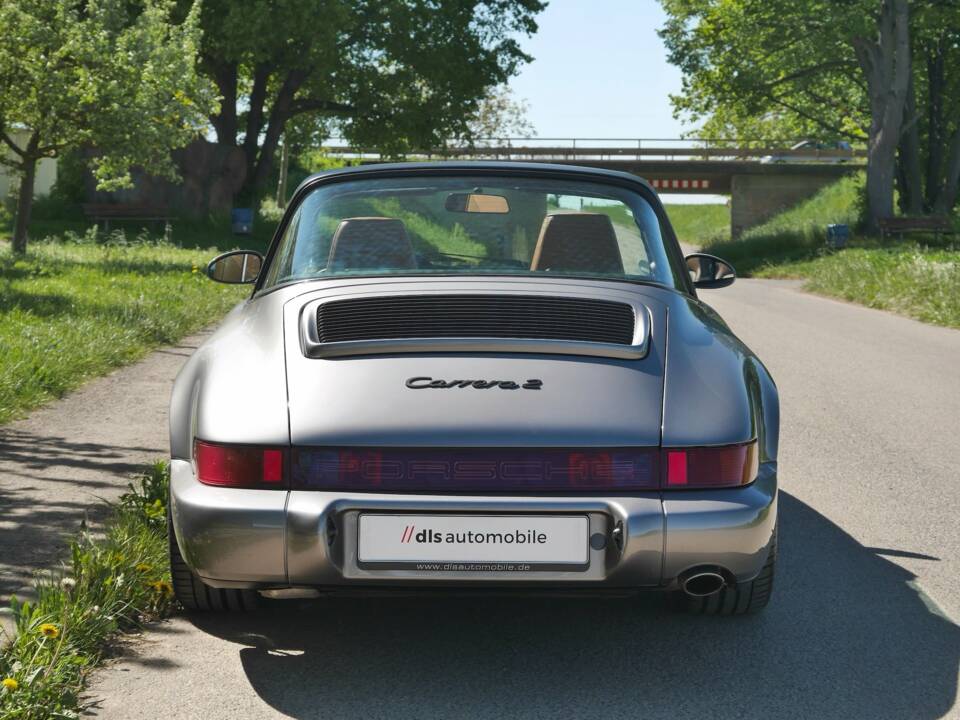 Image 13/42 of Porsche 911 Carrera 2 (1900)