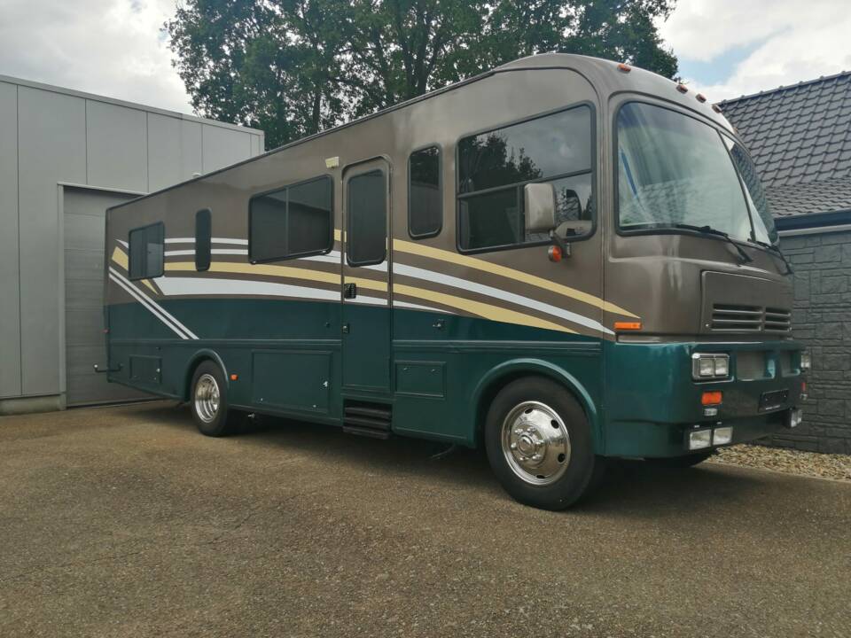 Bild 4/8 von Spartan EC2242 Camper (1994)