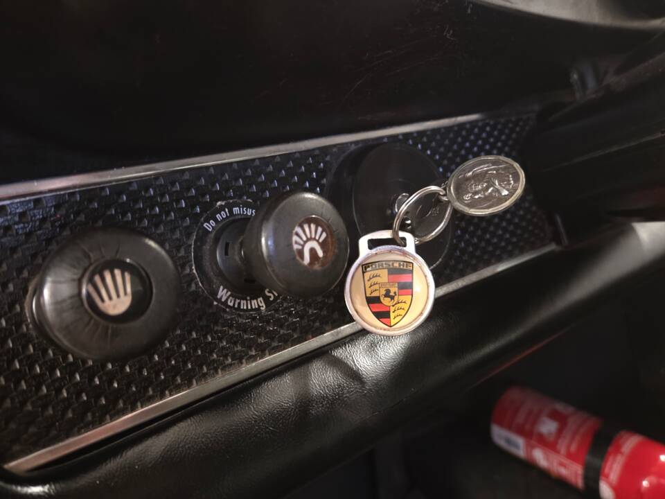 Image 22/79 of Porsche 912 (1969)