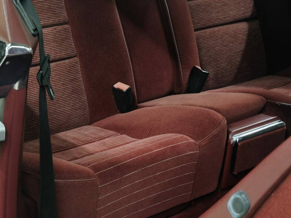 Bild 34/50 von Mercedes-Benz 560 SEC (1986)